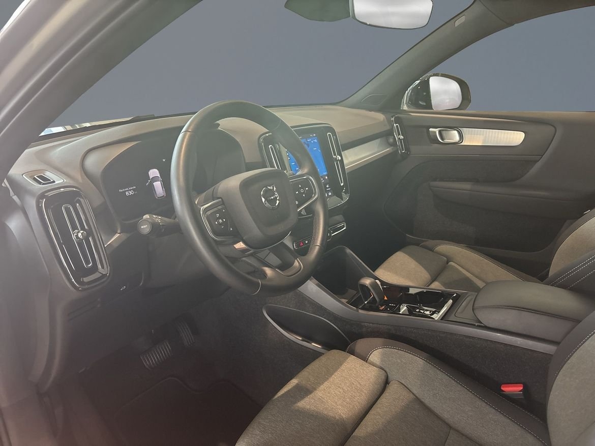 Volvo XC40 B3 FWD Bensin Plus Dark 2025, kuva 5/12