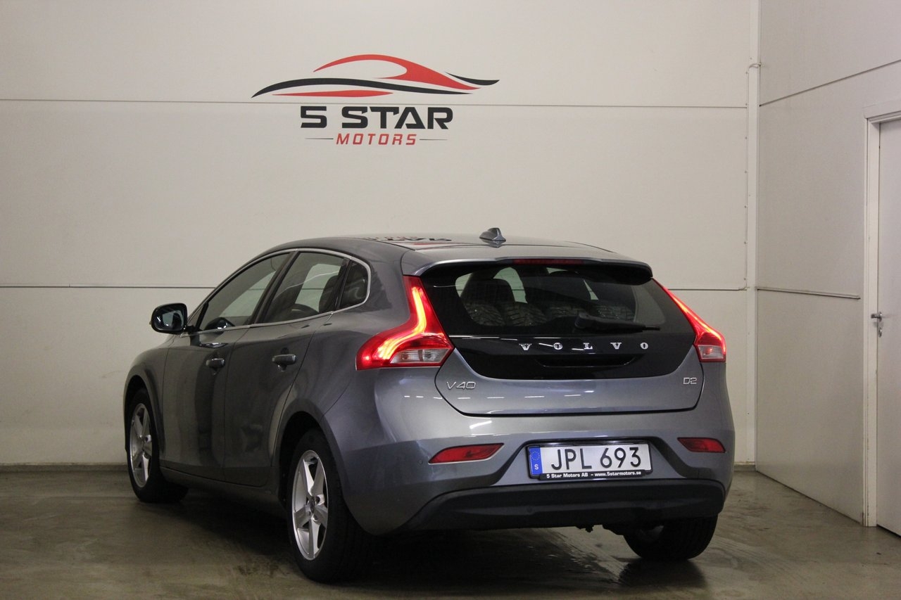 Volvo V40 D2 Momentum Euro 5 2015, photo 7/10