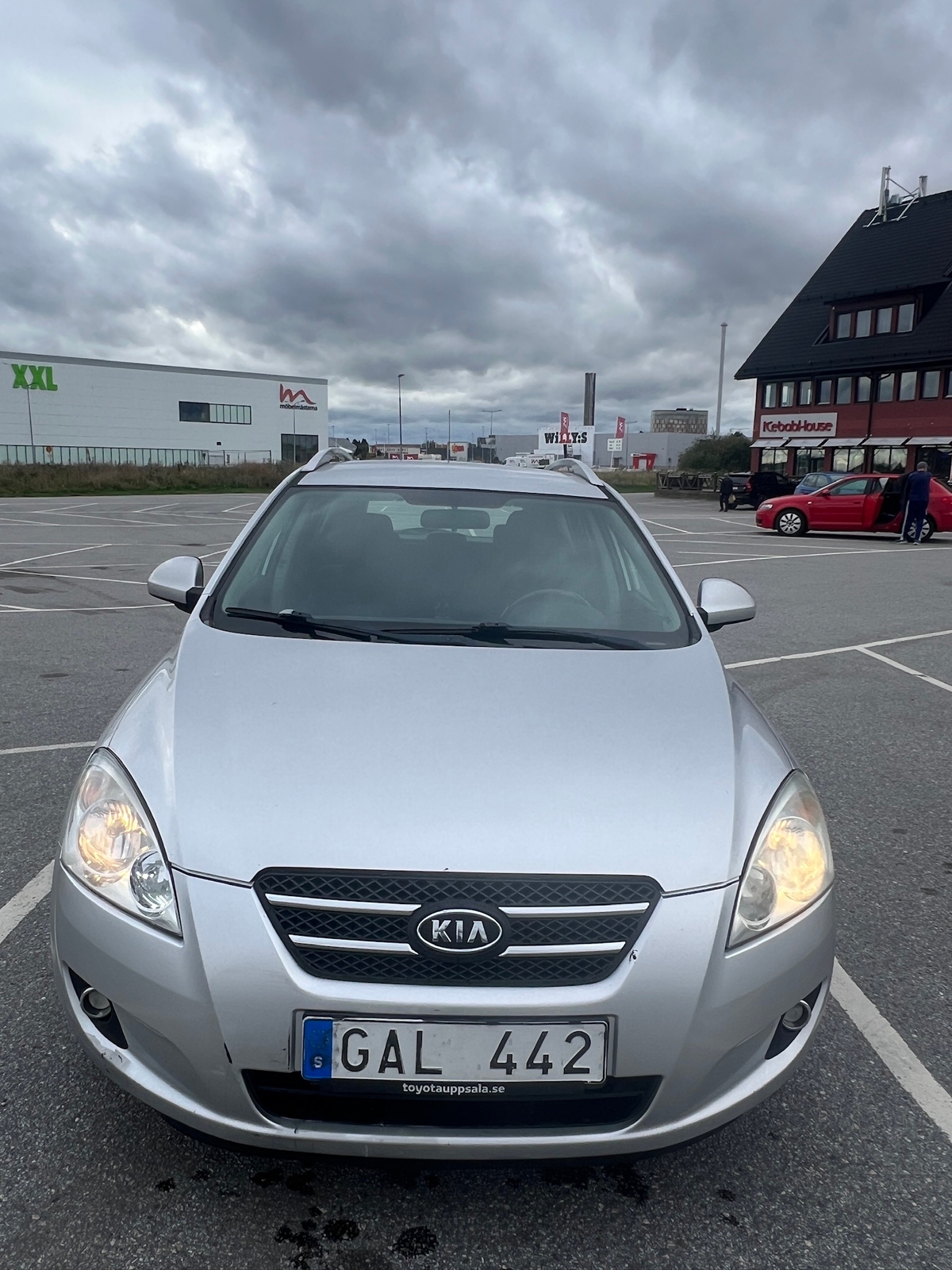 Kia Ceed _sw 1.6 CRDi Manuell 2008, kuva 4/10