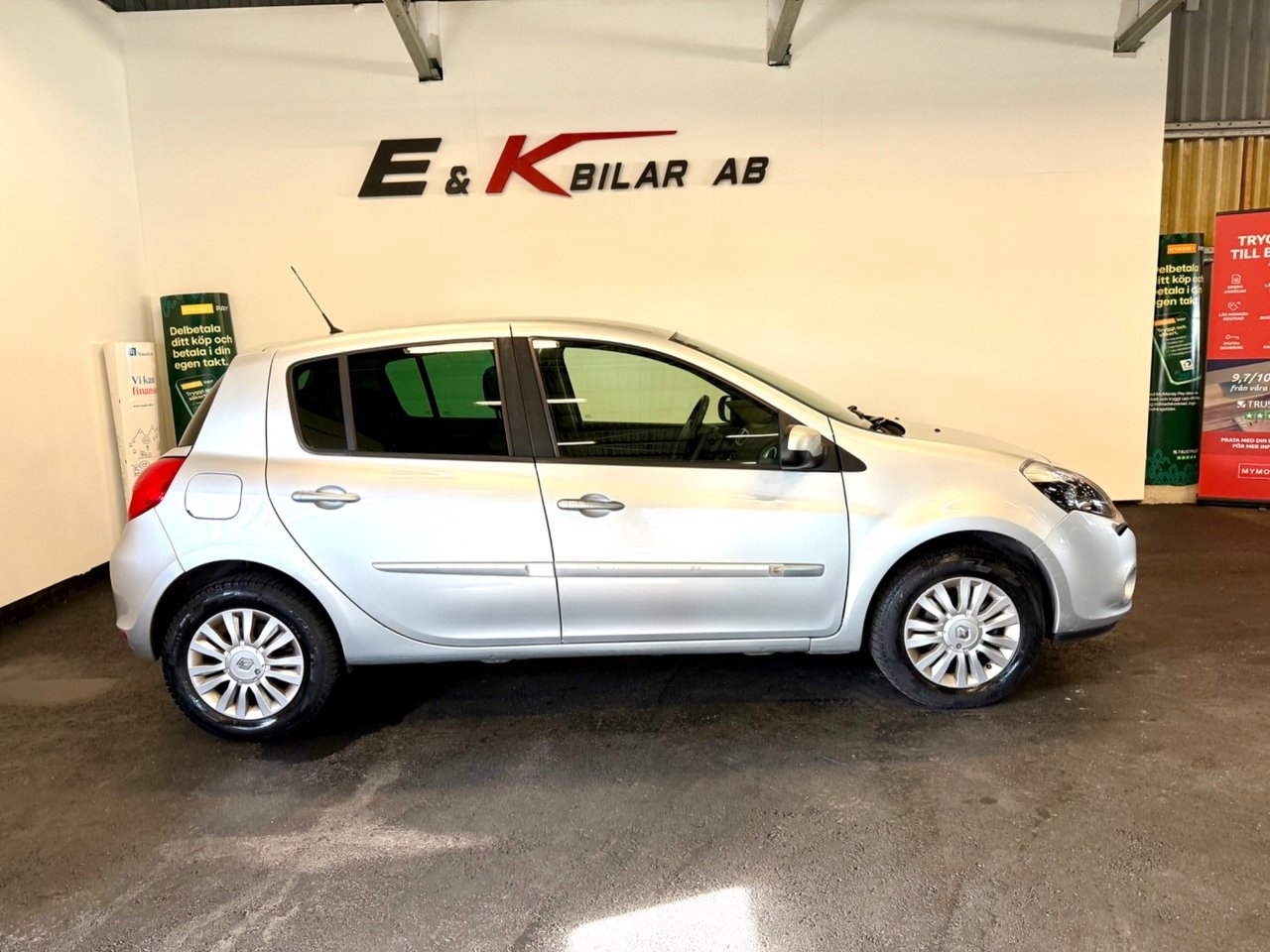 Renault Clio 5-dörrars Halvkombi 1.2 2012, bild 2/10
