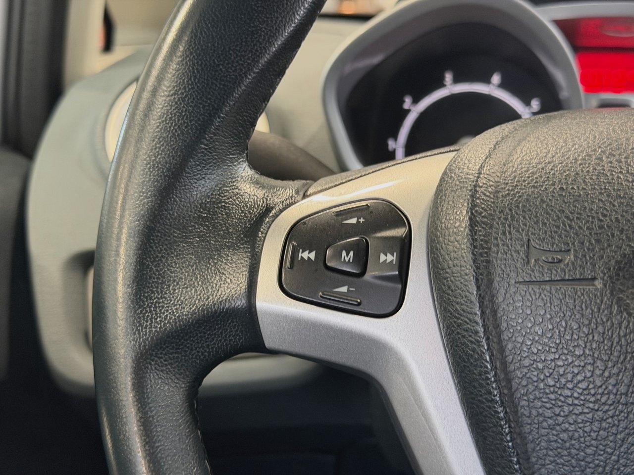 Ford Fiesta 2011, bild 7/12