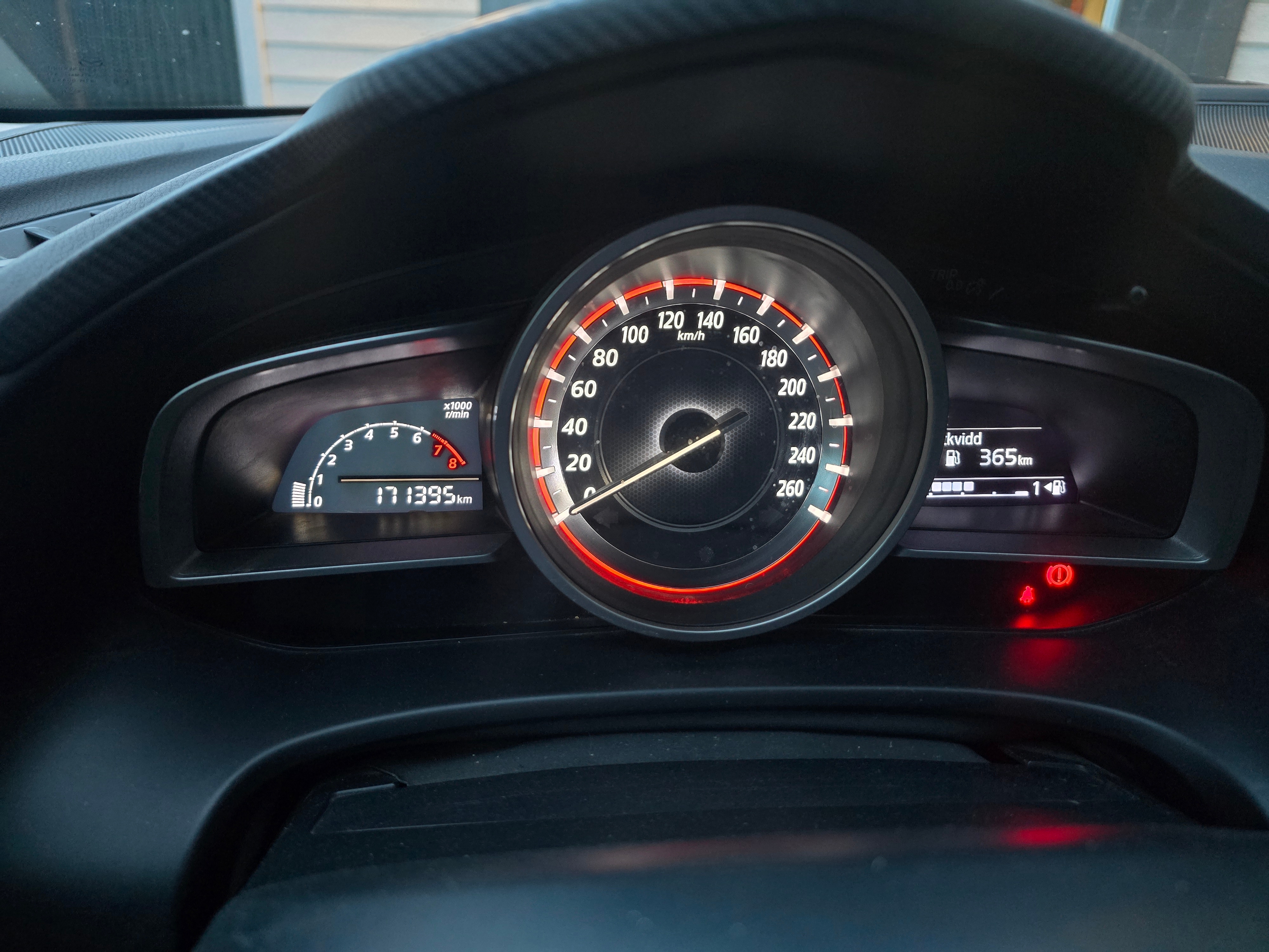 Mazda 3 Sport 2.0 SKYACTIV-G Manuell 2015, kuva 4/9