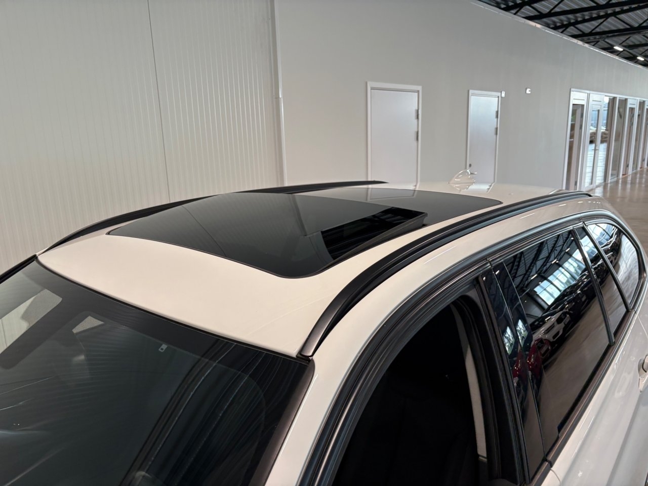 BMW 320 2017, bild 5/10