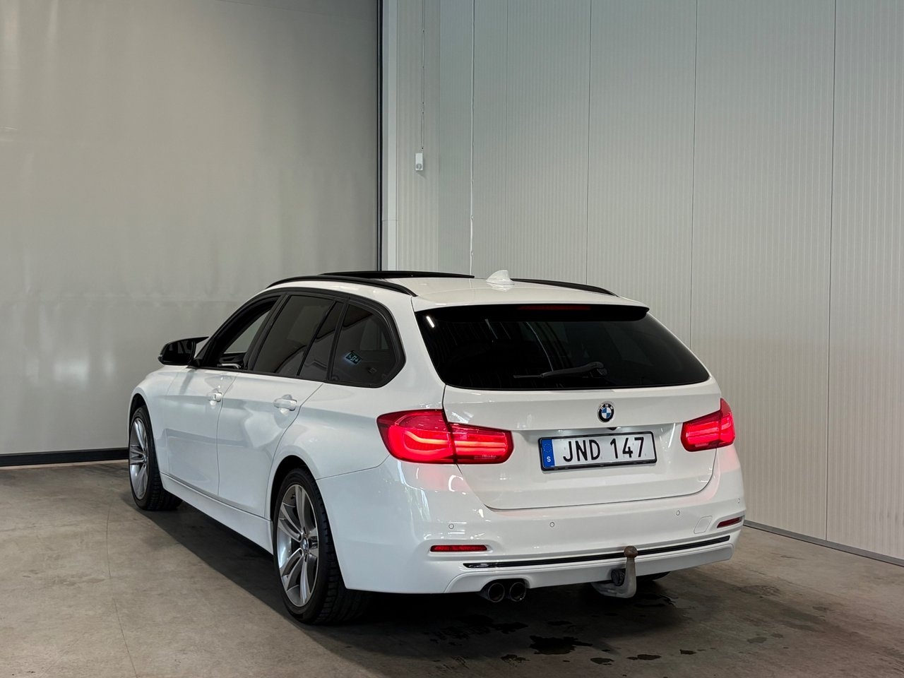 BMW 320 2017, bild 7/10