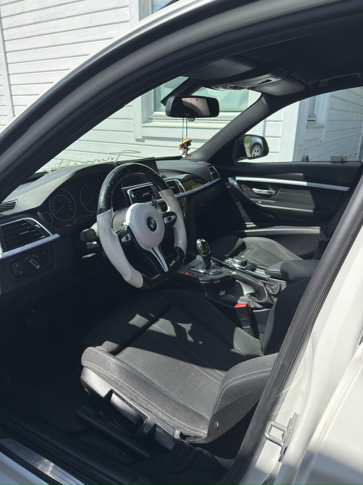 BMW 320 d xDrive Touring Steptronic 2018, bild 6/9
