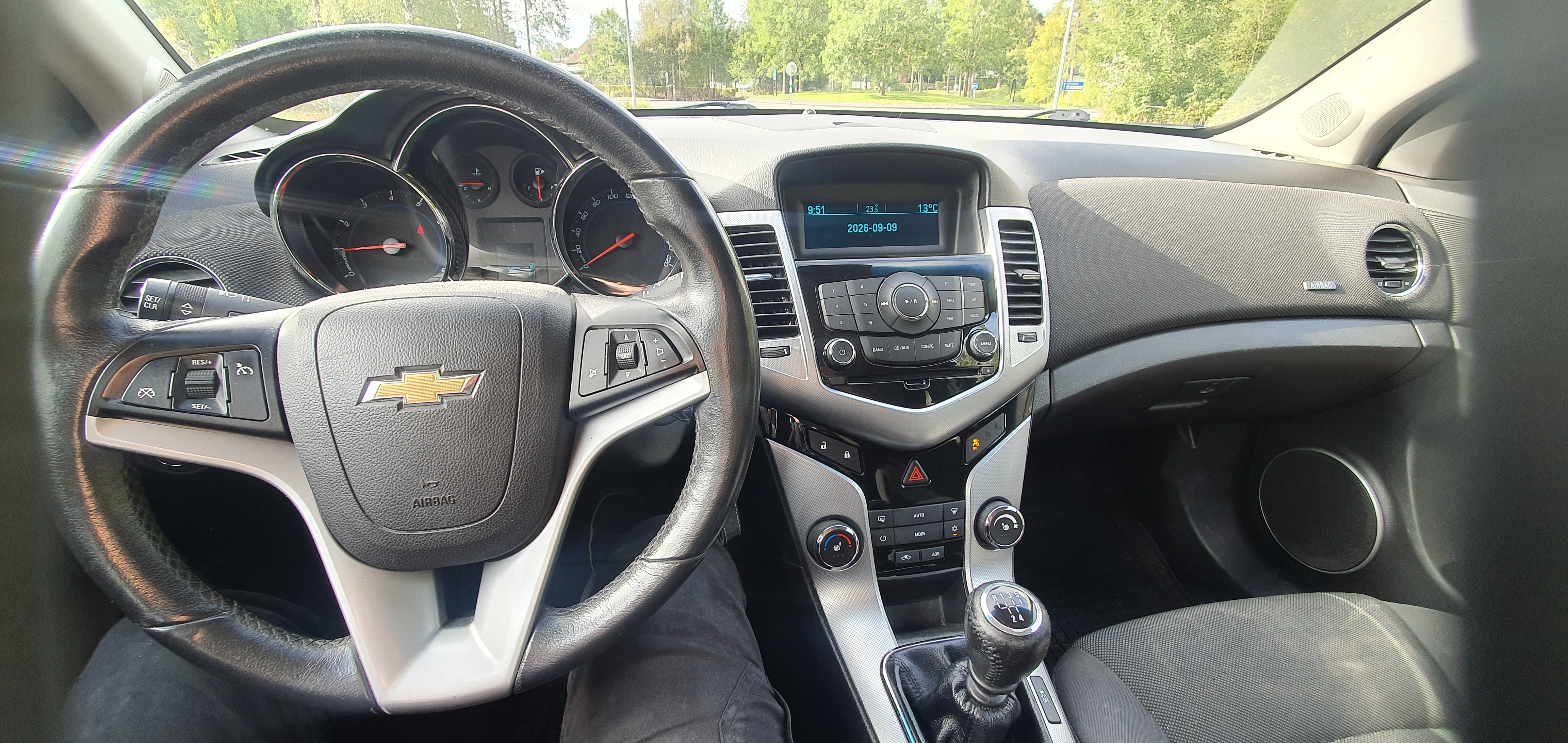 Chevrolet Cruze Halvkombi 1.8 Manuell 2012, kuva 6/10