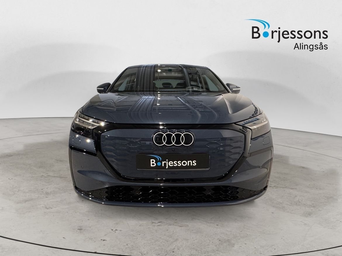 Audi Q4 e-tron quattro 299hk 2027, bild 5/12