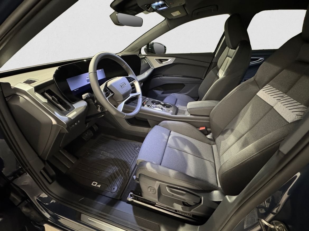 Audi Q4 e-tron quattro 299hk 2027, bild 7/12