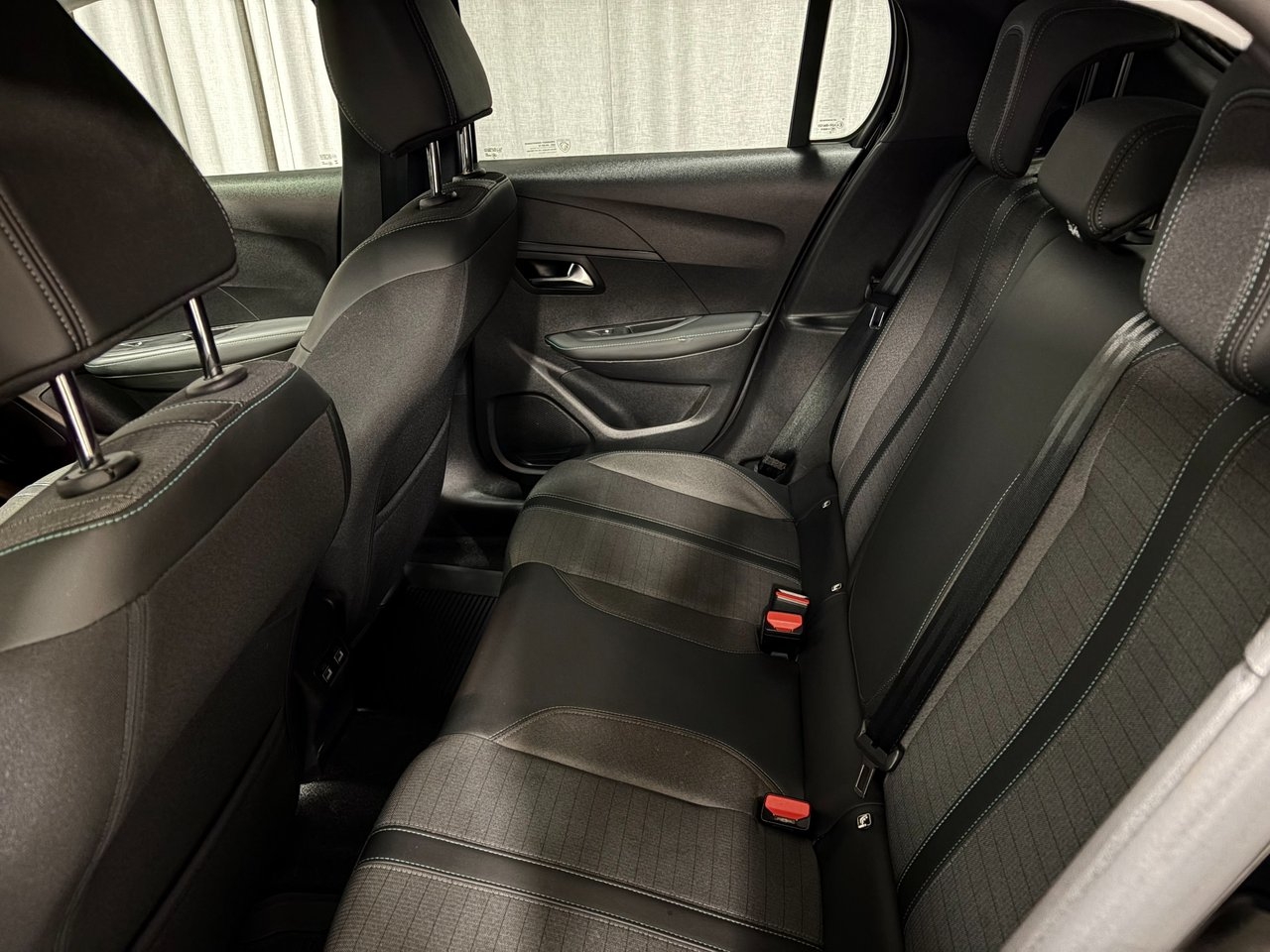 Peugeot 208 ALLURE Pack PureTech 100 2023, bild 6/10