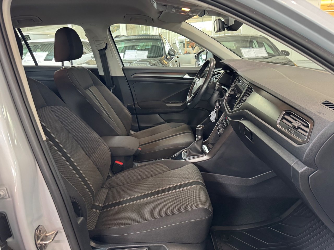 Volkswagen T-Roc 2020, photo 7/10