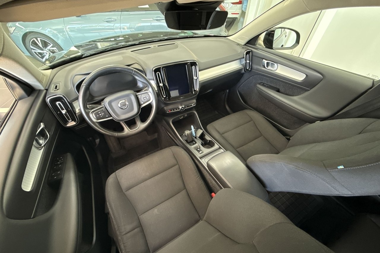 Volvo XC40 D3 Geartronic Momentum Drag 2019, kuva 8/8