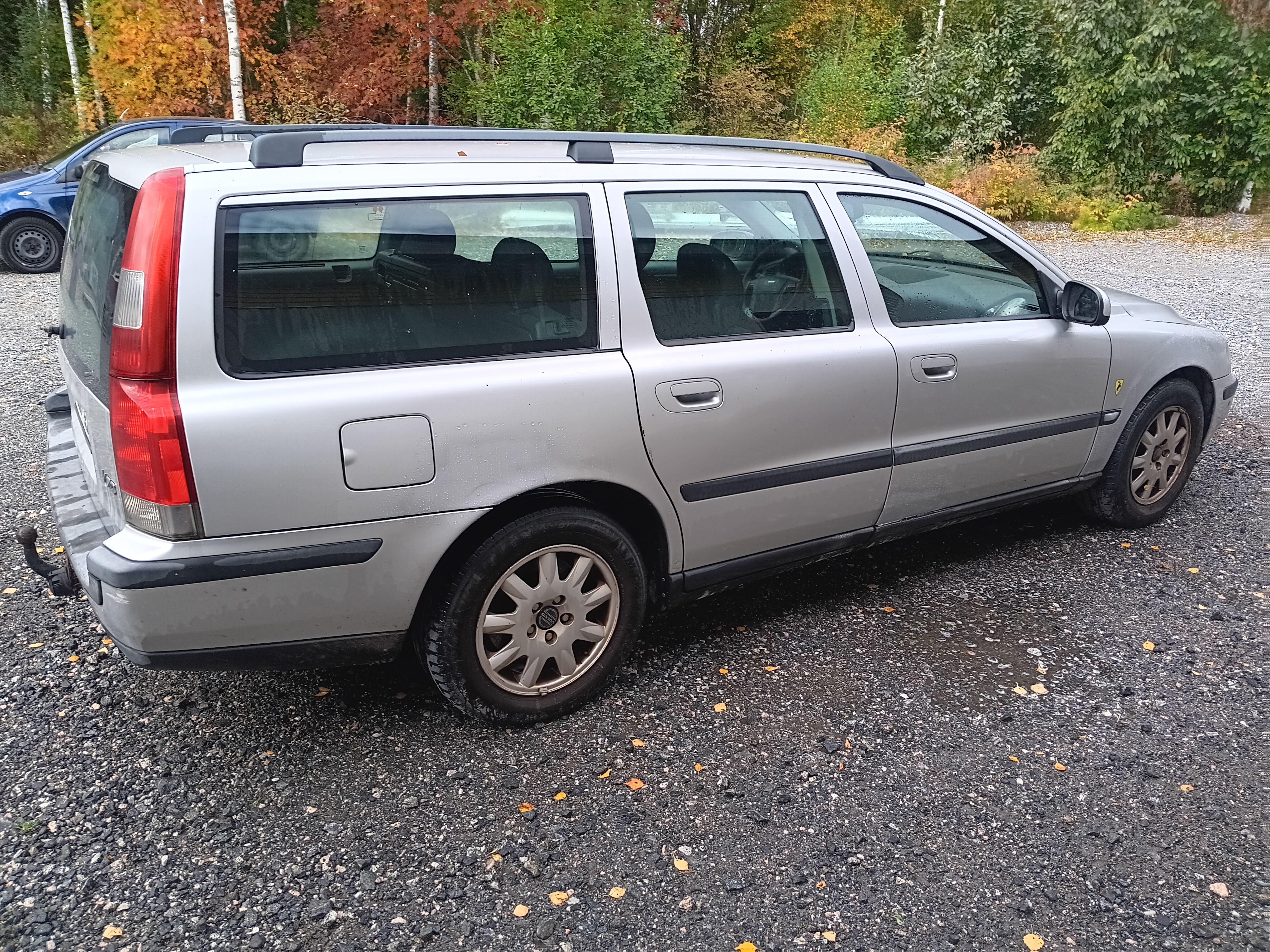 Volvo V70 2.4 Manuell 2002, bild 3/7