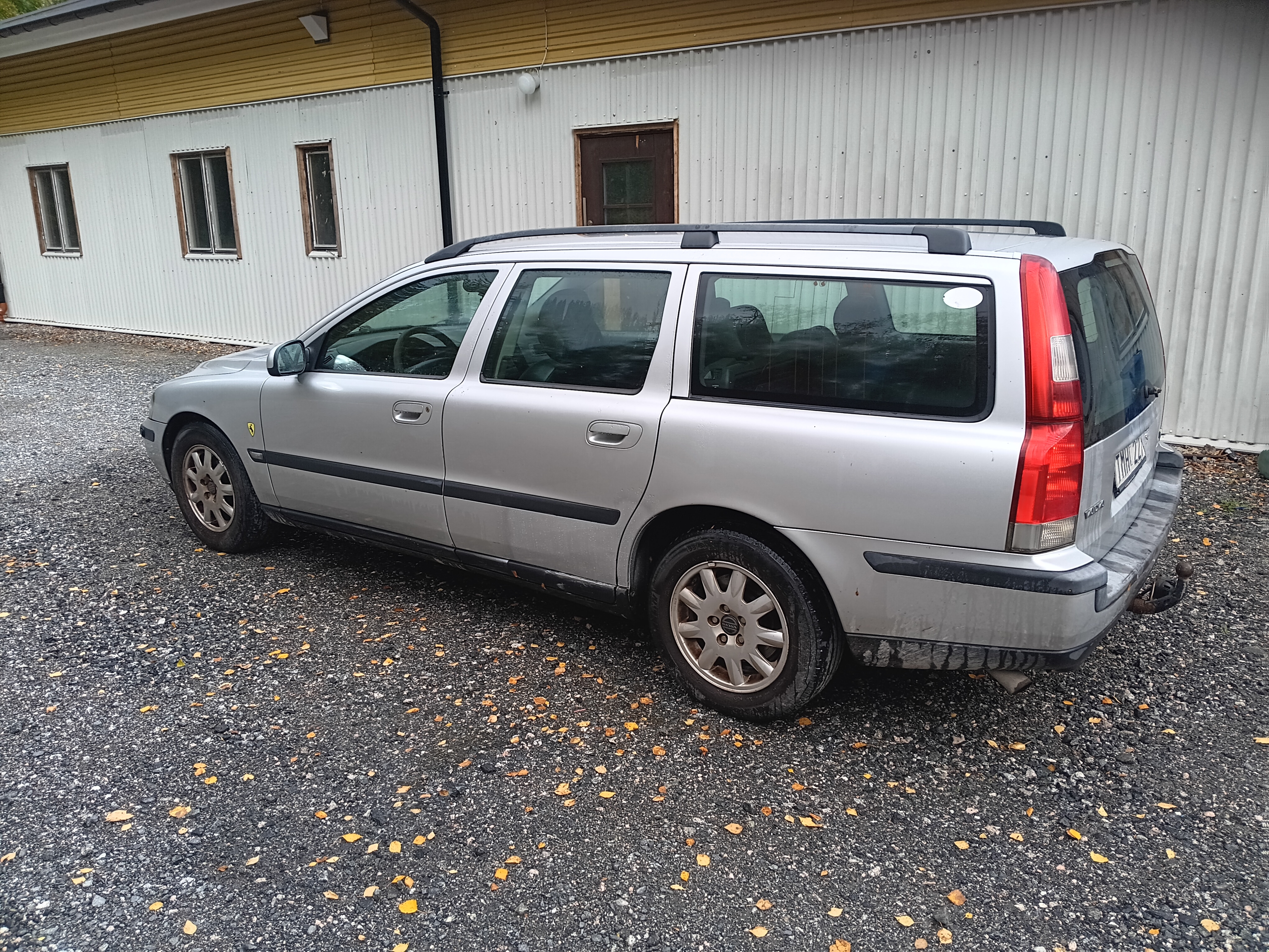 Volvo V70 2.4 Manuell 2002, bild 4/7