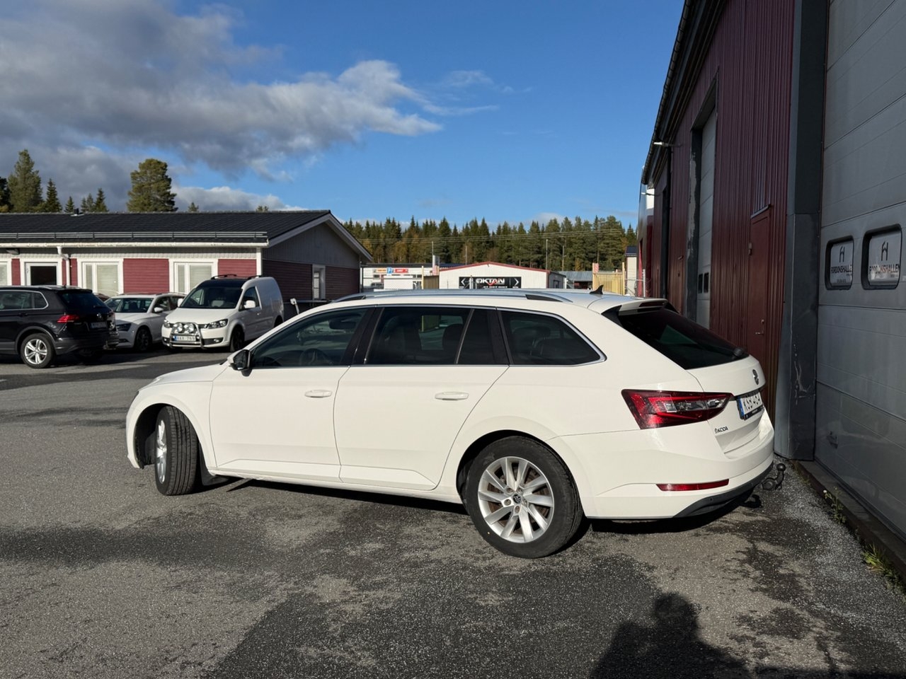 Skoda Superb 2017, bild 5/10