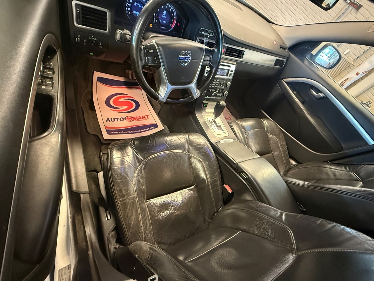 Volvo V70 2010, kuva 7/10