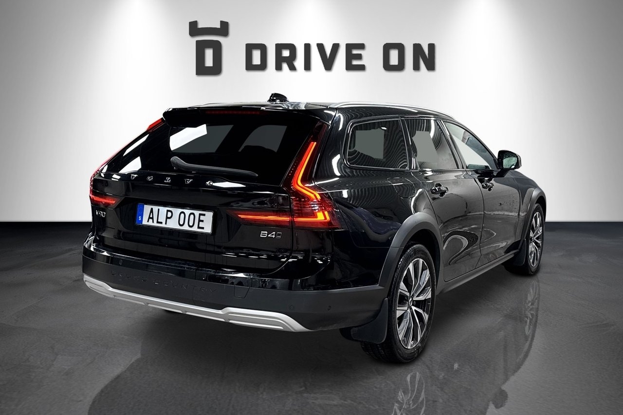 Volvo V90 Cross Country 2023, kuva 4/10