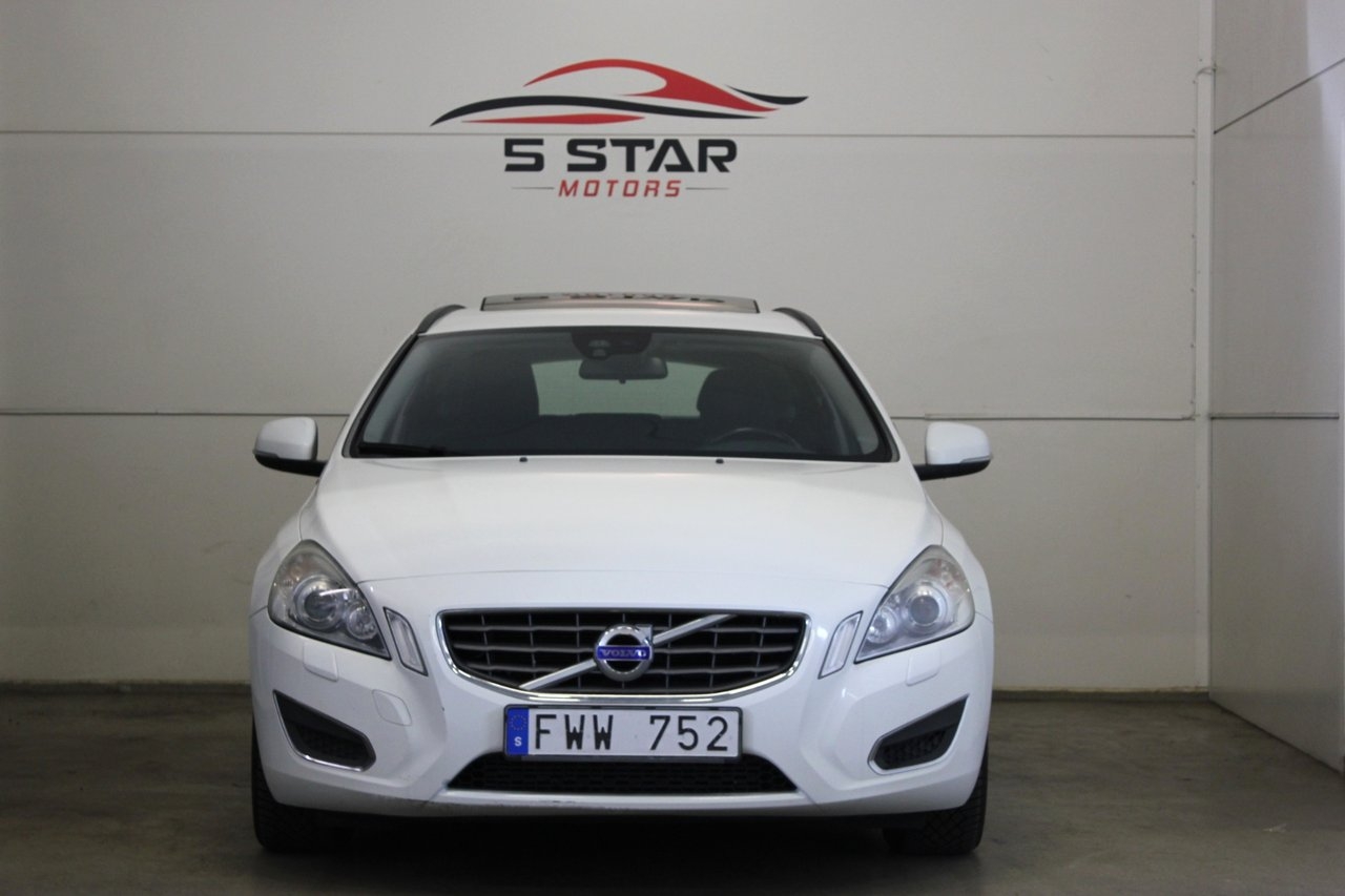 Volvo V60 D5 Momentum 205hk Taklucka 2011, bild 3/10