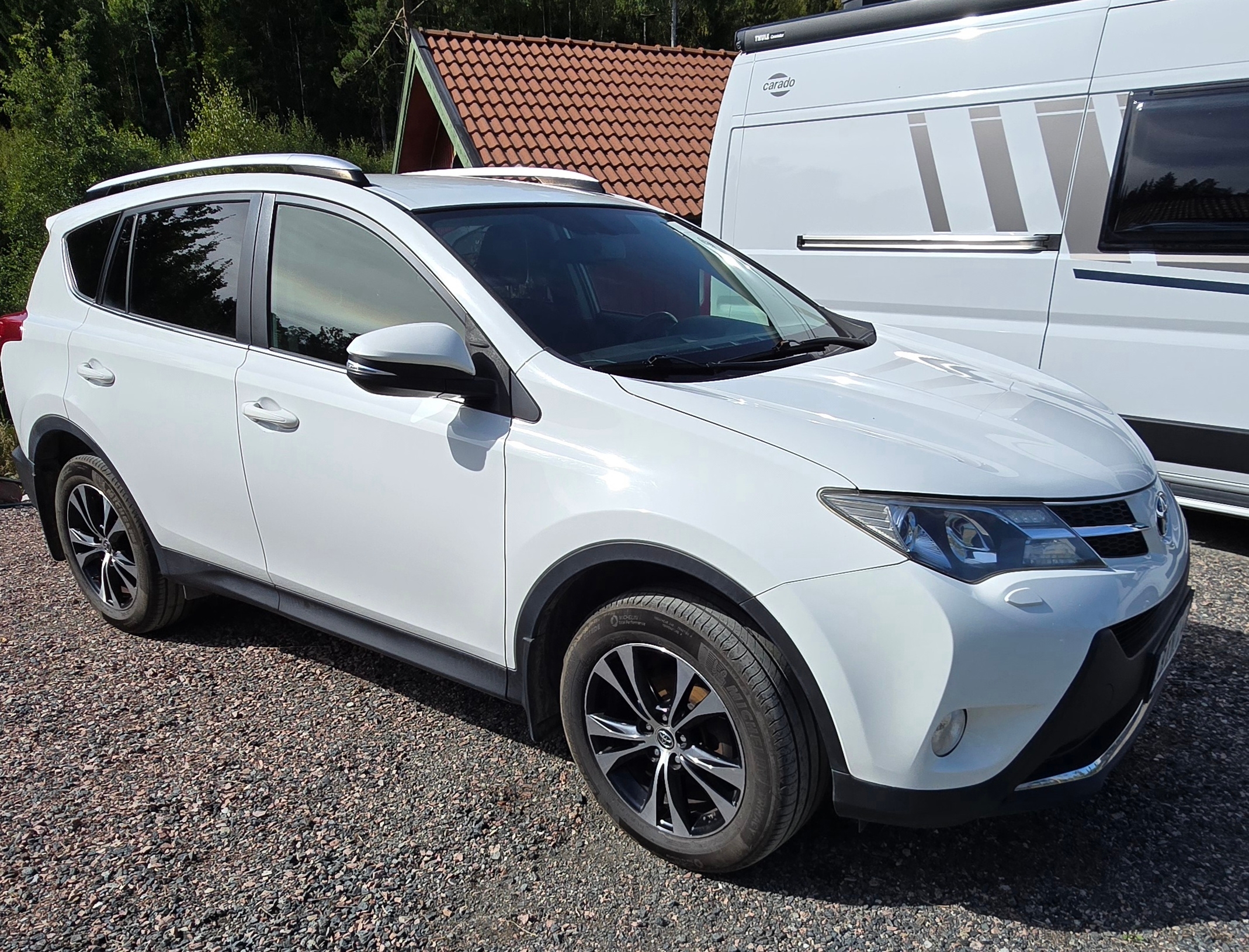 Toyota RAV4 2.0 D-4D AWD Manuell 2014, bild 2/5
