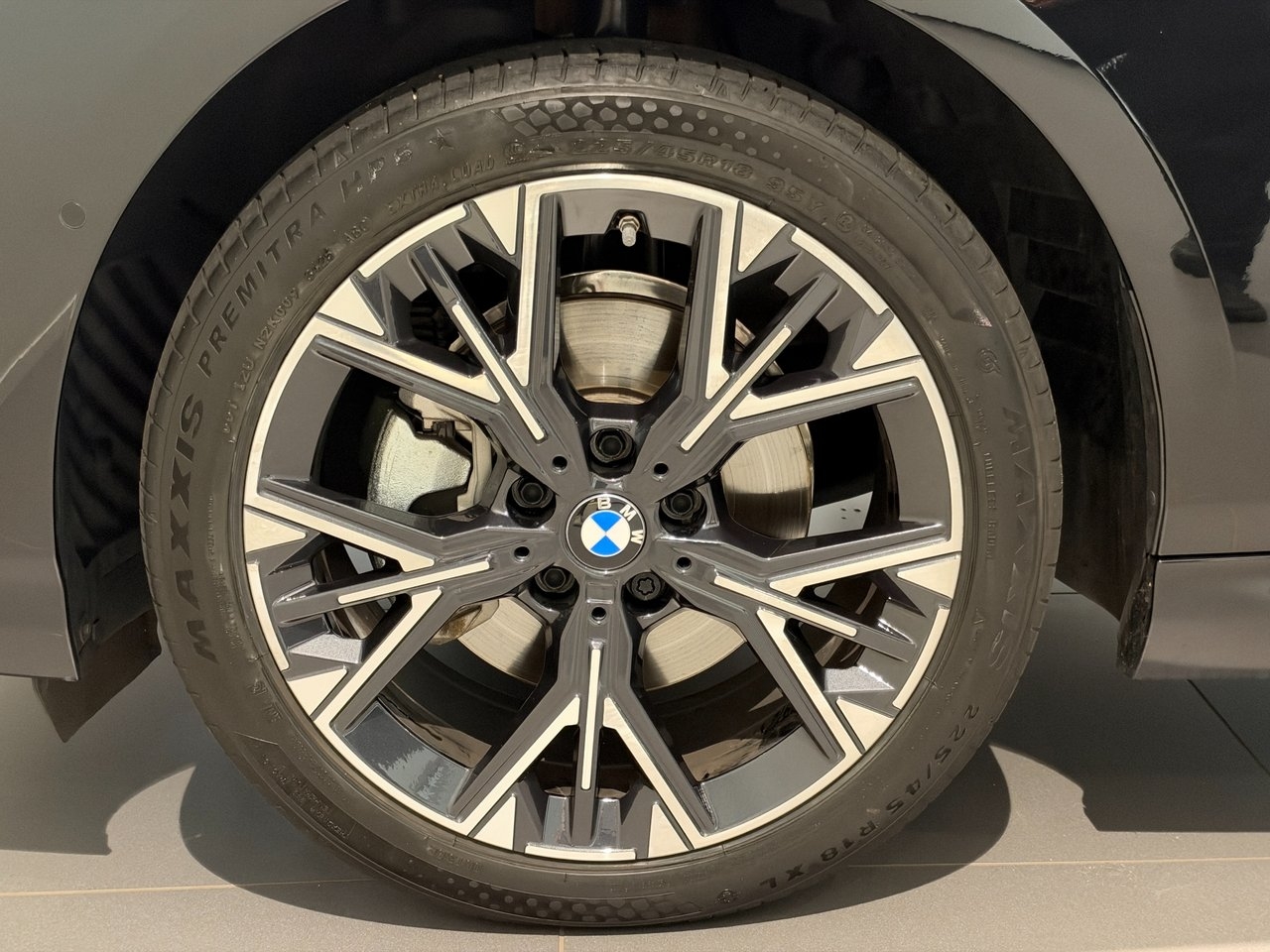 BMW 120 2026, bild 5/10
