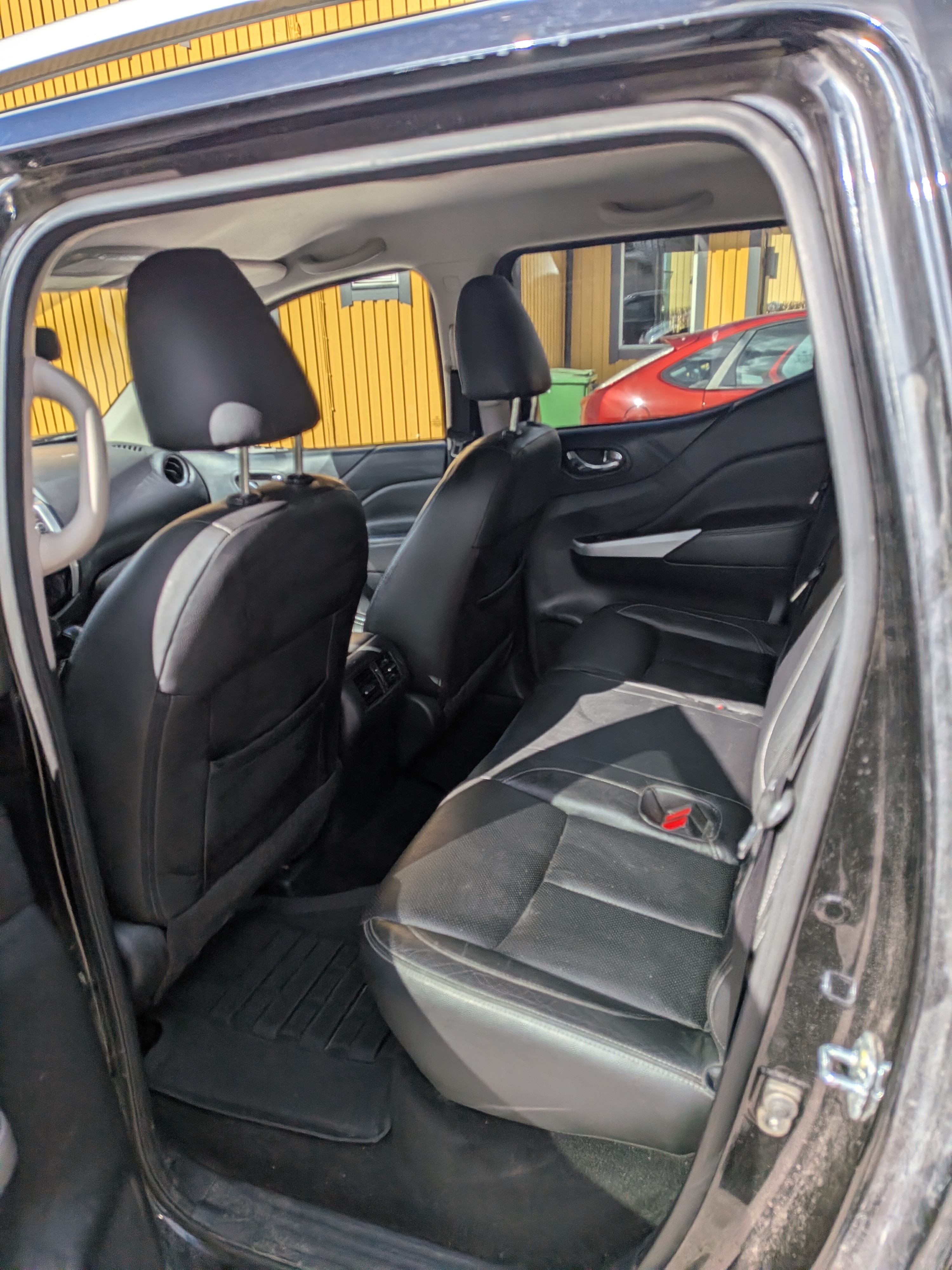 Renault Alaskan 2.3 dCi 4WD Automatisk 2018, photo 8/8