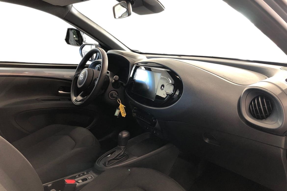 Toyota Aygo X Play 2026, bild 7/10