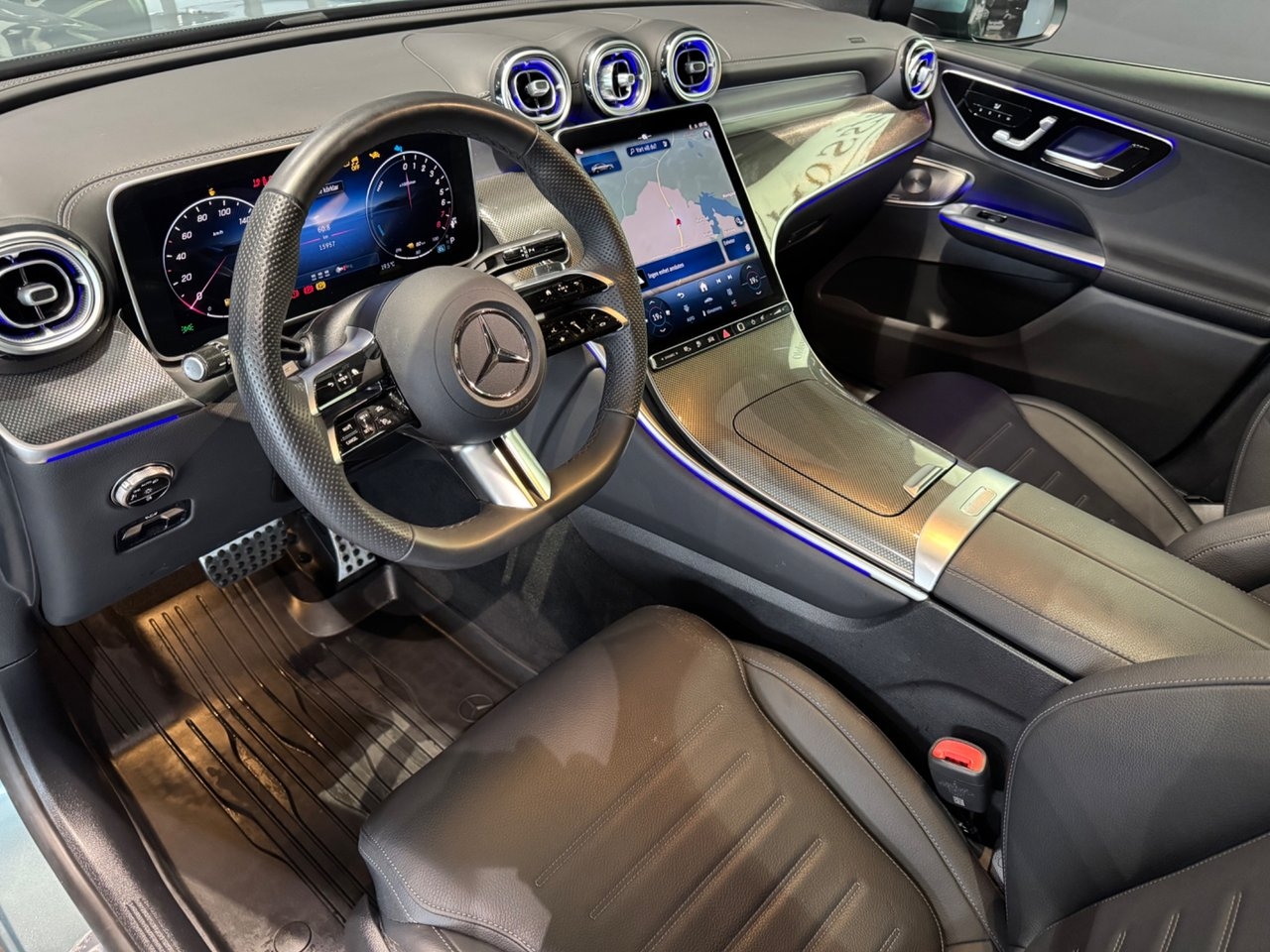 Mercedes-Benz GLC 2025, bild 3/17