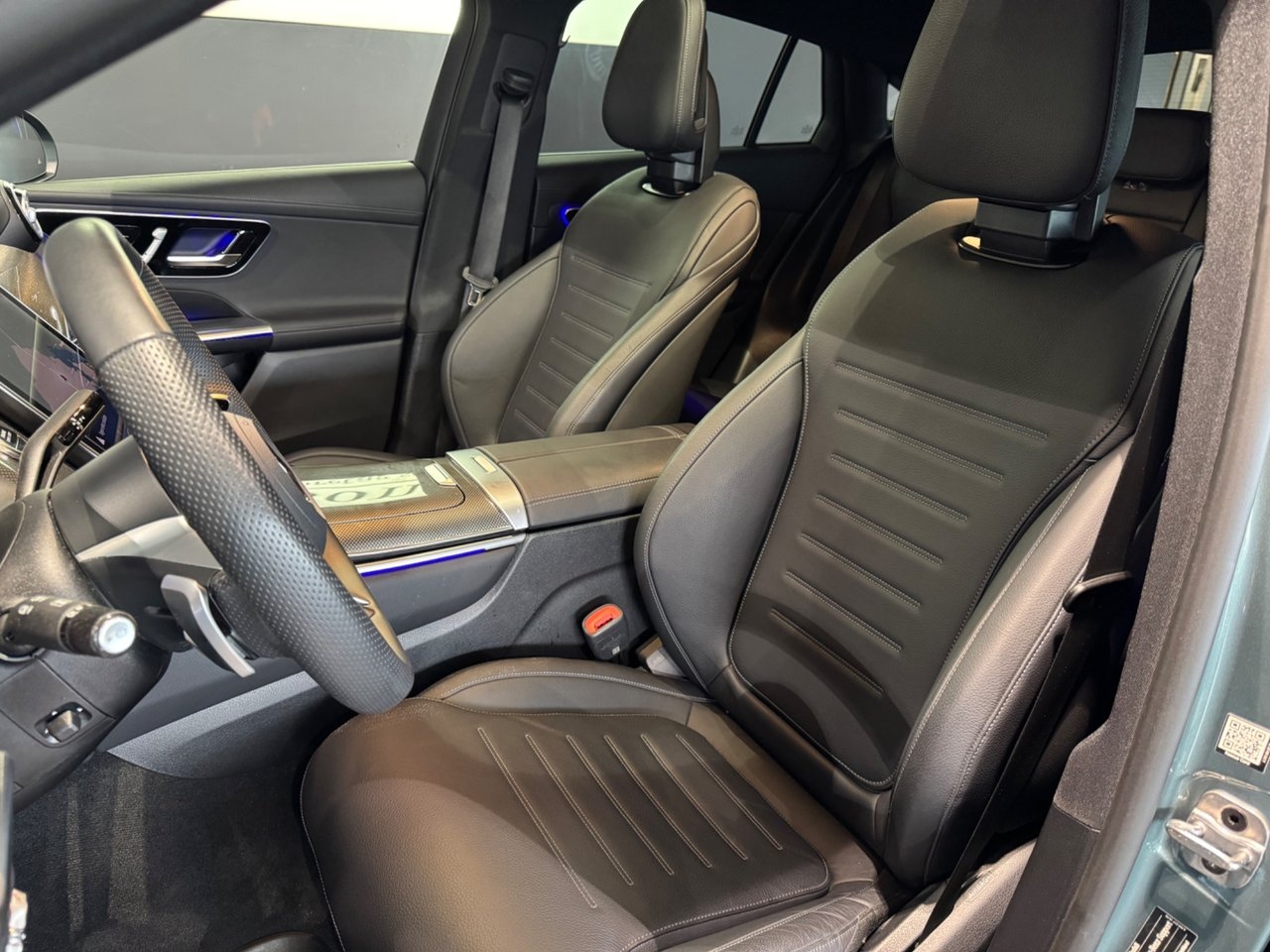 Mercedes-Benz GLC 2025, bild 6/17