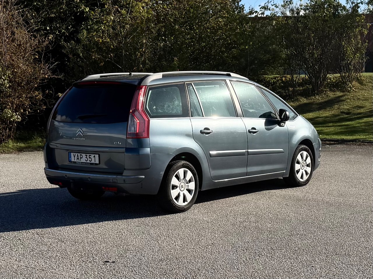 Citroen Grand C4 Picasso 2011, bild 3/7