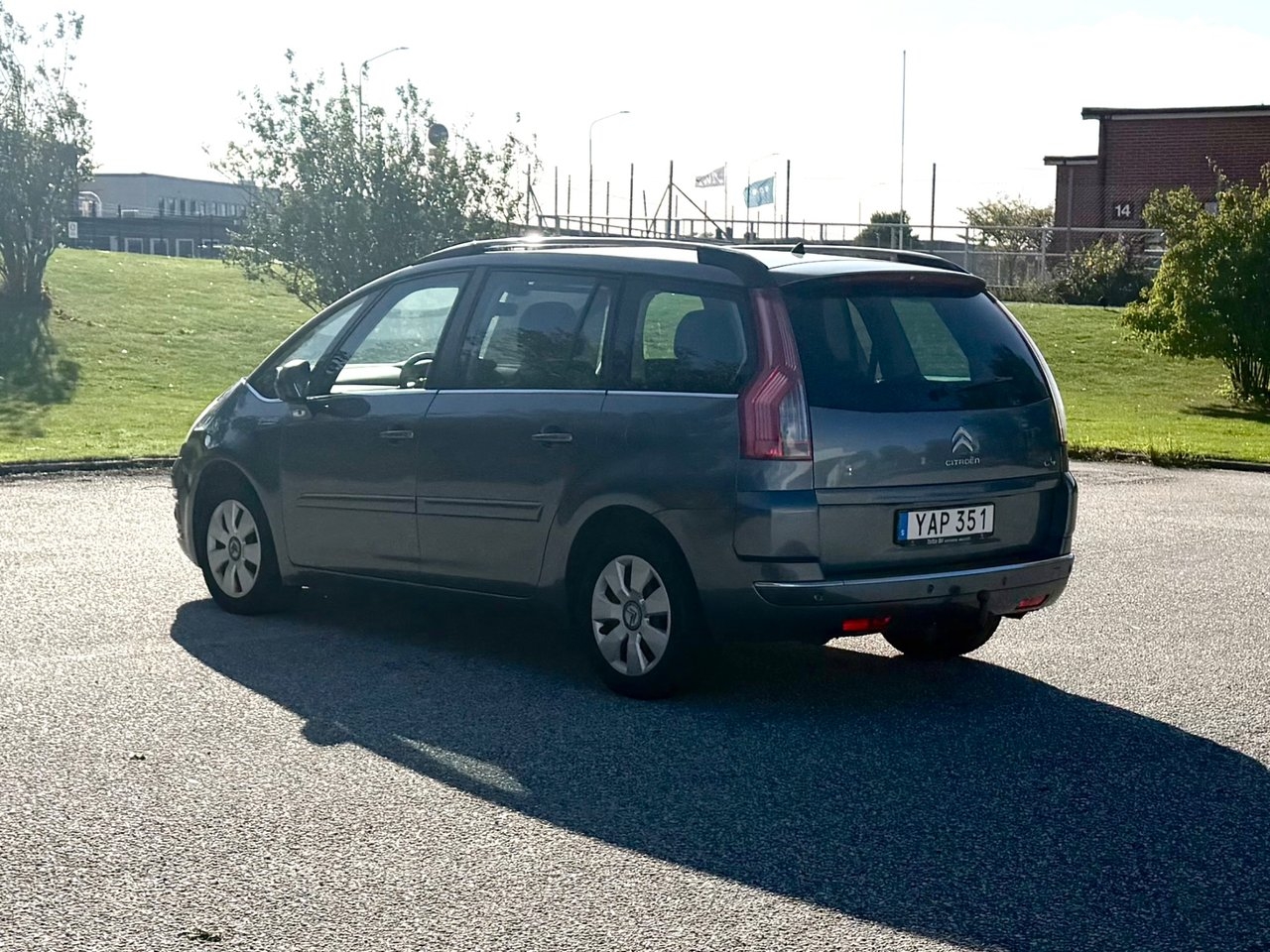 Citroen Grand C4 Picasso 2011, bild 4/7
