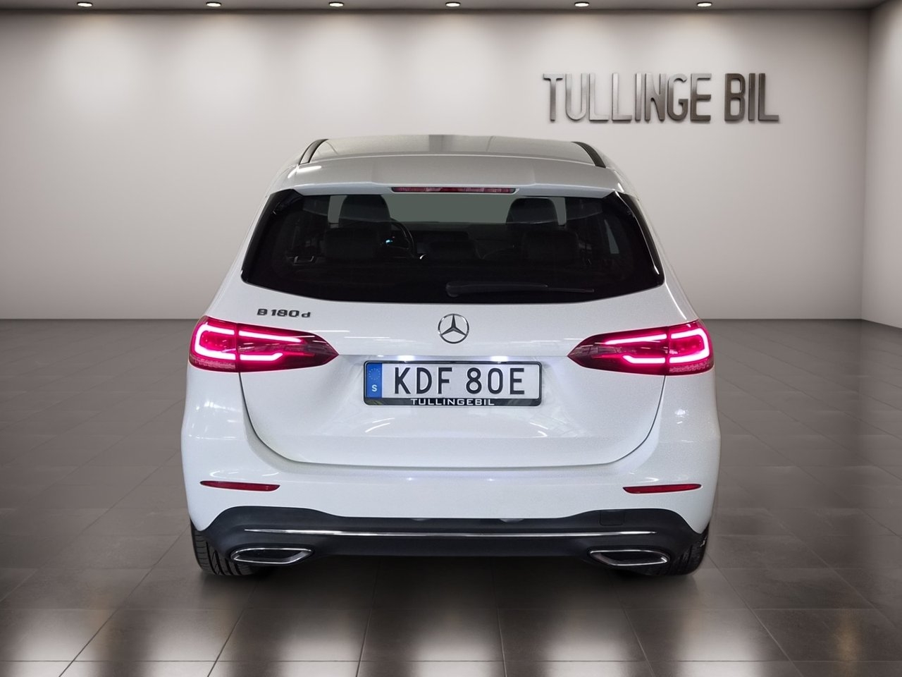 Mercedes-Benz B 180 d 116HK 1-Ägare 2023, bild 4/10