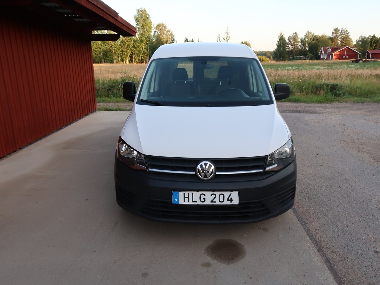 Volkswagen Caddy 2.0 TDI BMT Euro 6 2017, bild 2/10