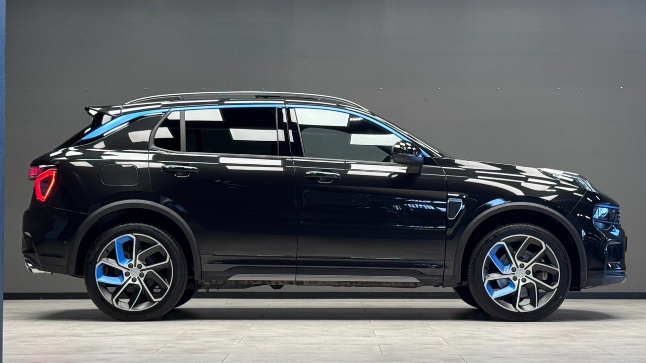 Lynk & Co 01 PHEV DCT 2023, bild 4/21