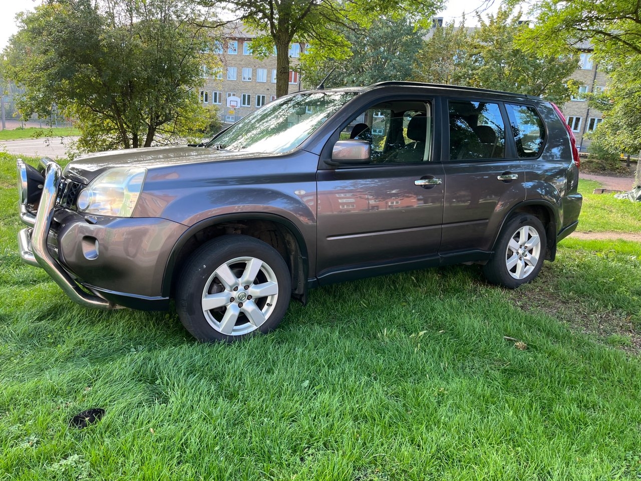 Nissan X-Trail 2.0 dCi 4x4 Euro 4 2010, bild 2/10