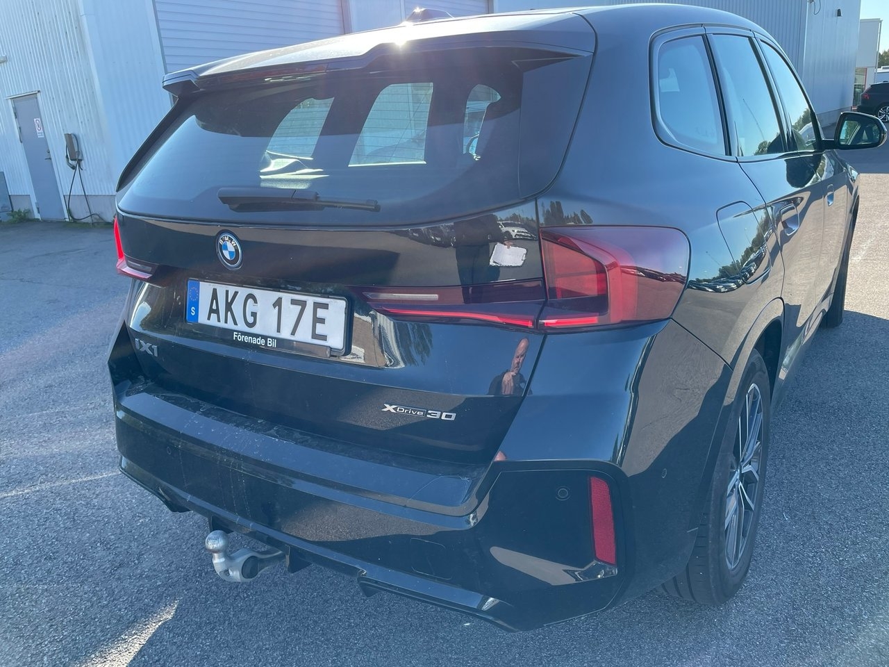 BMW iX1 XDRIVE 30 M-Sport 2024, kuva 3/5