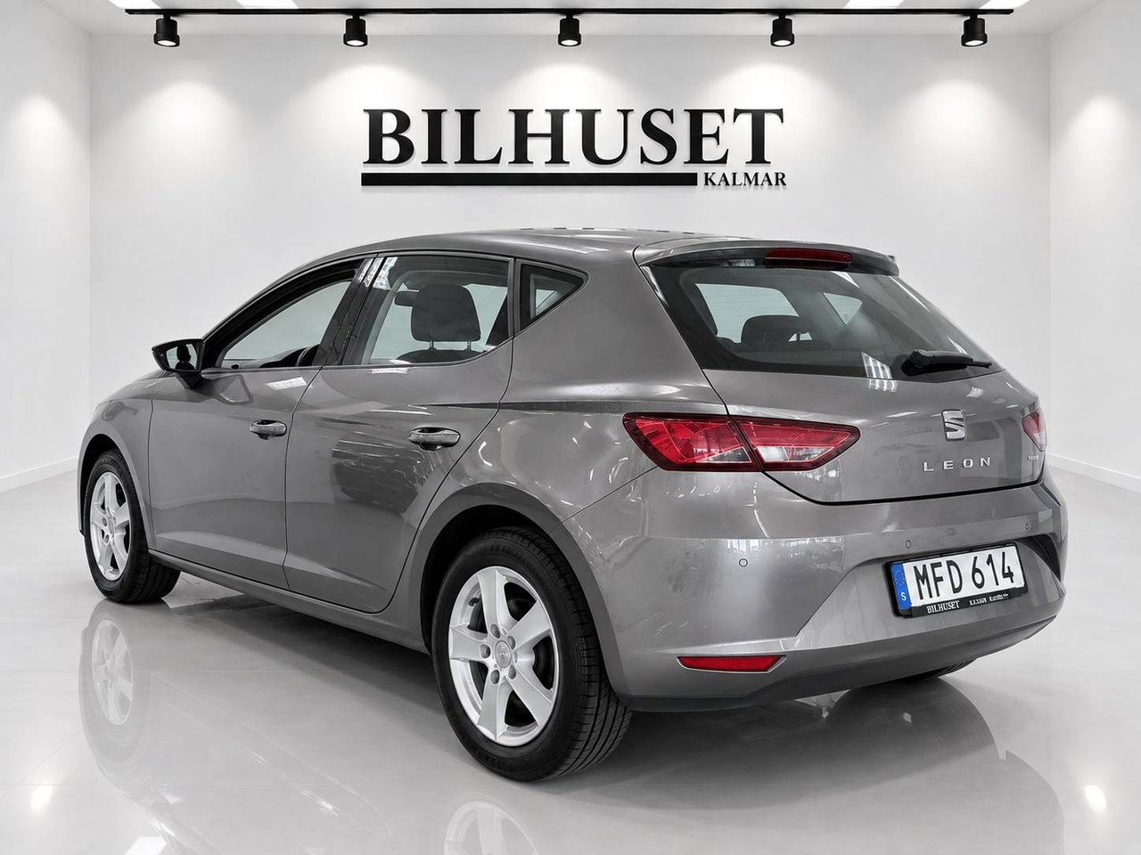 Seat Leon 1.2 TSI Style Euro 6 2016, kuva 2/4