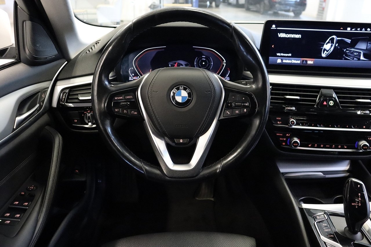 BMW 520 2021, photo 7/10