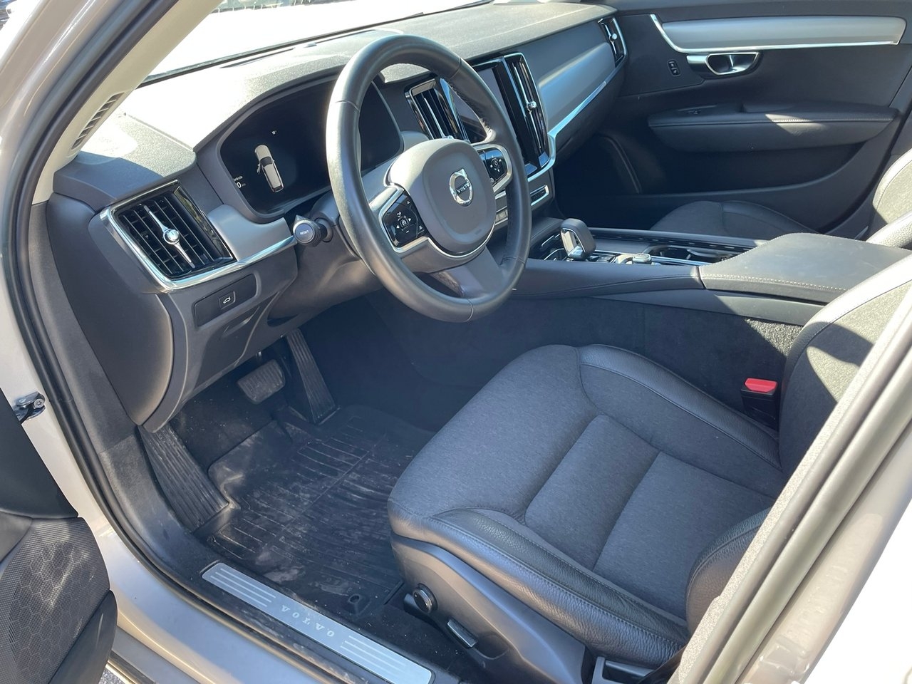 Volvo V90 B4 MILDHYBRID 2023, kuva 5/5