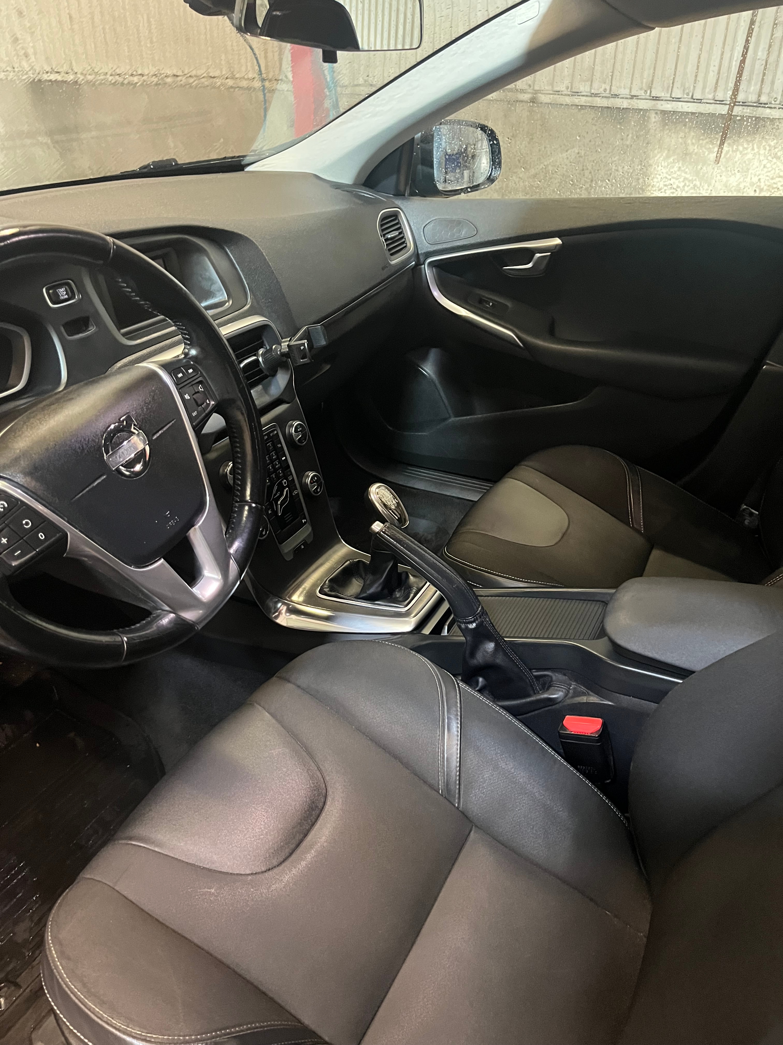 Volvo V40 D2 Manuell 2014, bild 6/7