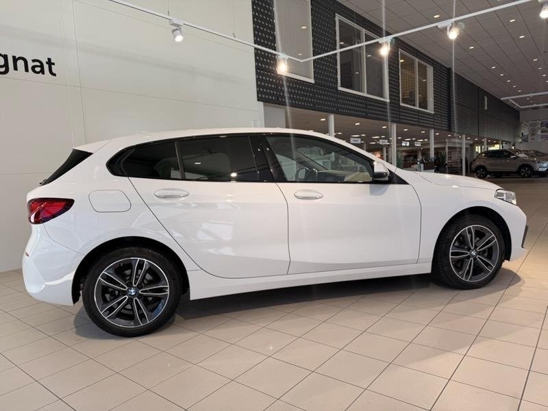 BMW 118 i 2023, bild 4/14