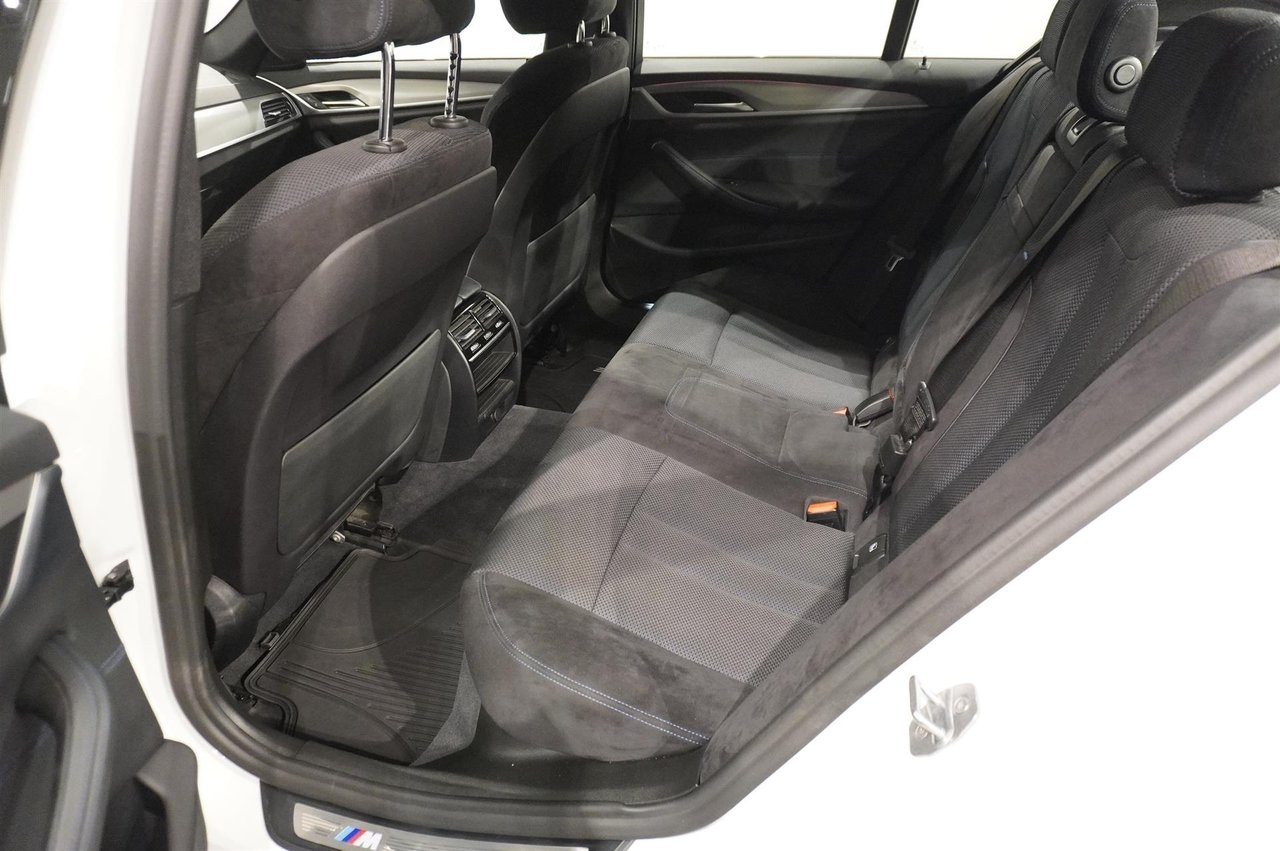 BMW 520 d xDrive Sedan 2019, photo 5/10