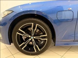 BMW 330 e Sedan 2025, photo 6/14