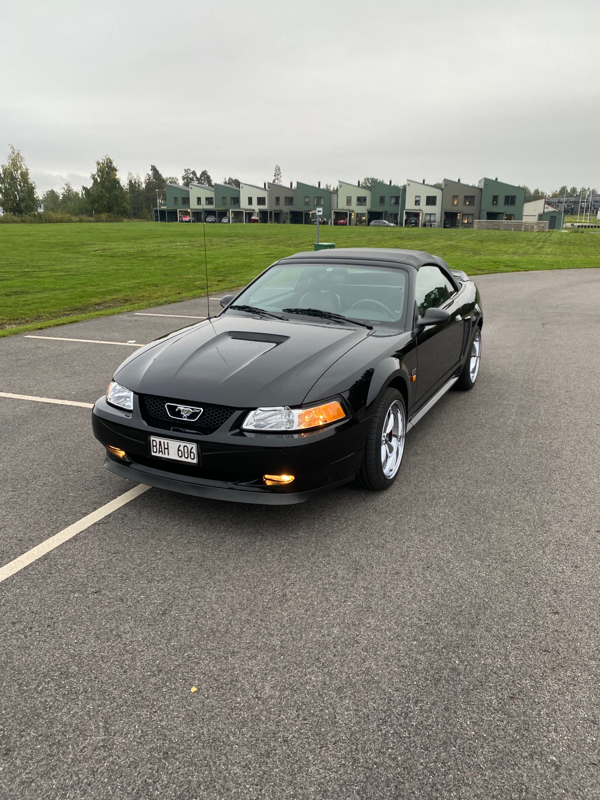 Ford Mustang GT Convertible Automatisk 2000, bild 2/6
