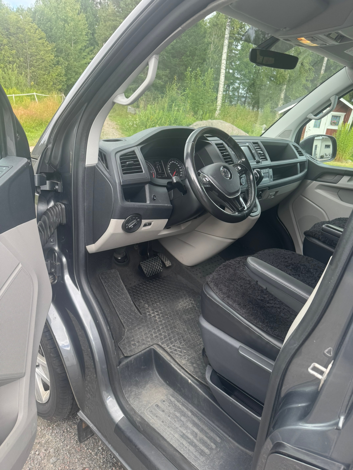 Volkswagen Transporter 2018, bild 7/9