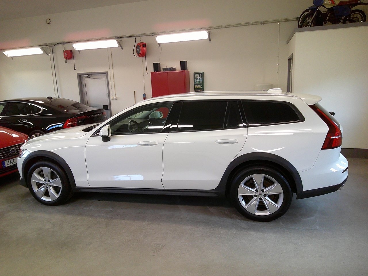 Volvo V60 Cross Country 2020, kuva 5/10