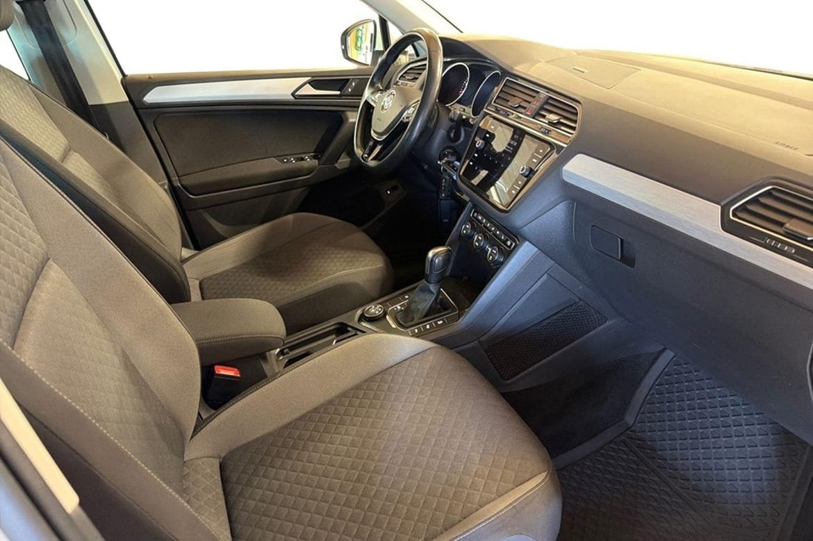 Volkswagen Tiguan 2020, bild 6/10