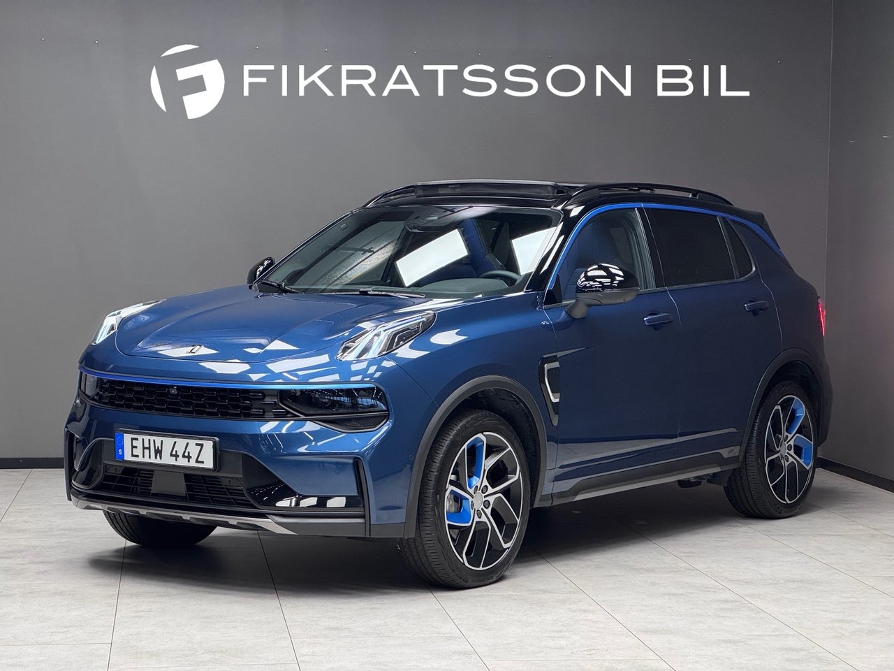 Lynk & Co 01