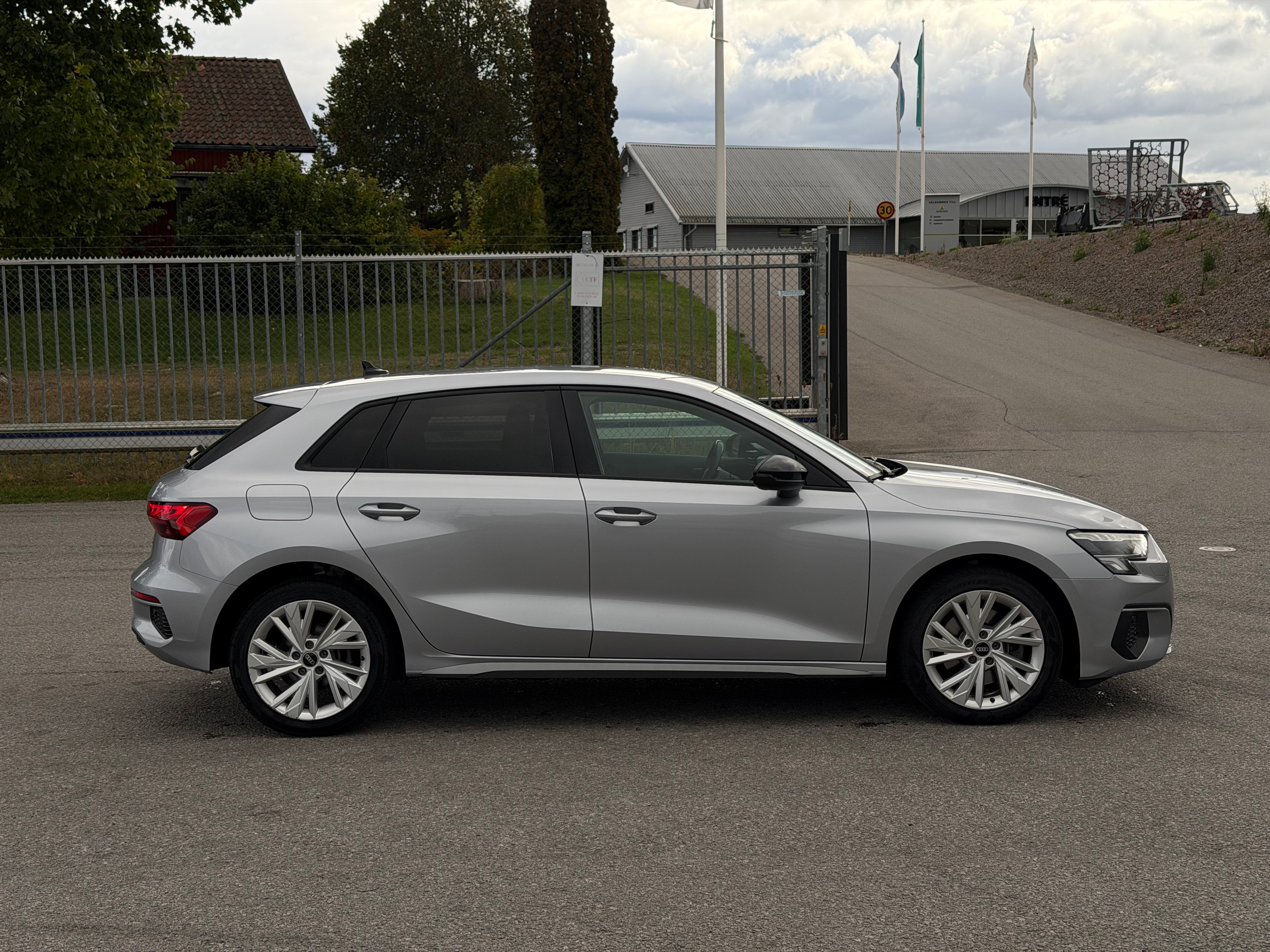 Audi A3 Sportback 40 TFSI e S Tronic 2021, bild 6/10