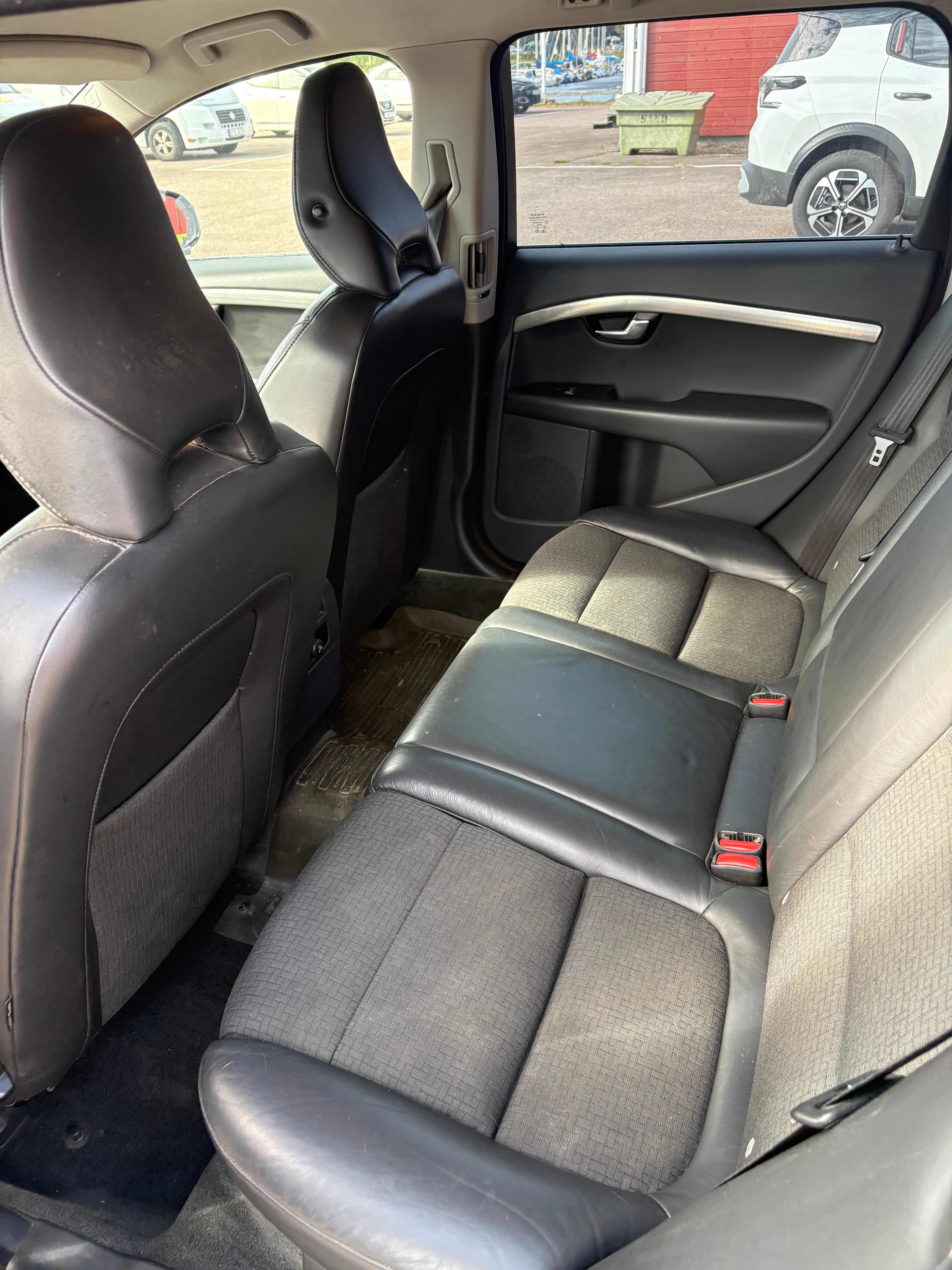Volvo V70 2.4D Manuell 2010, bild 5/8