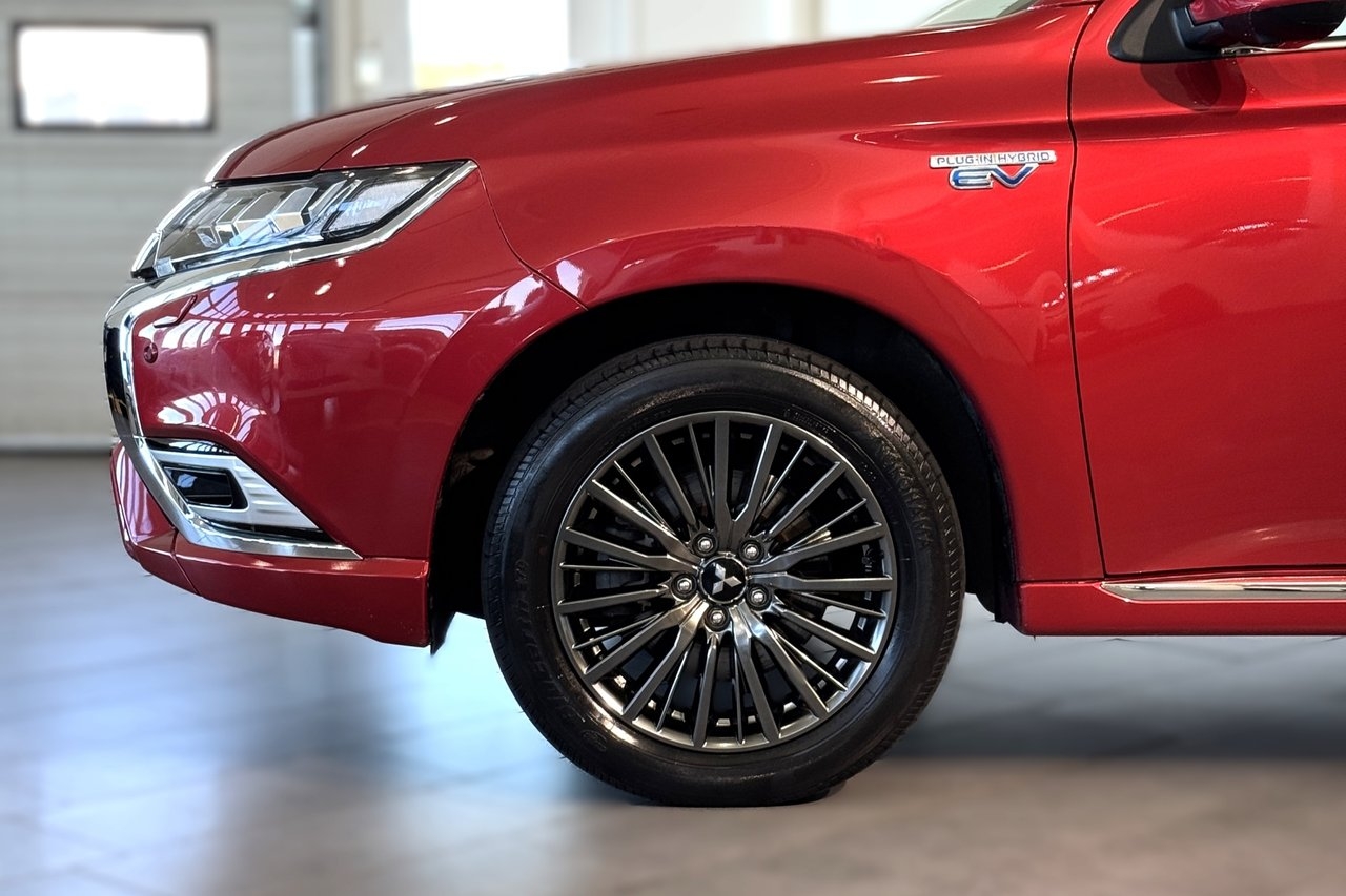 Mitsubishi Outlander 2019, bild 2/10