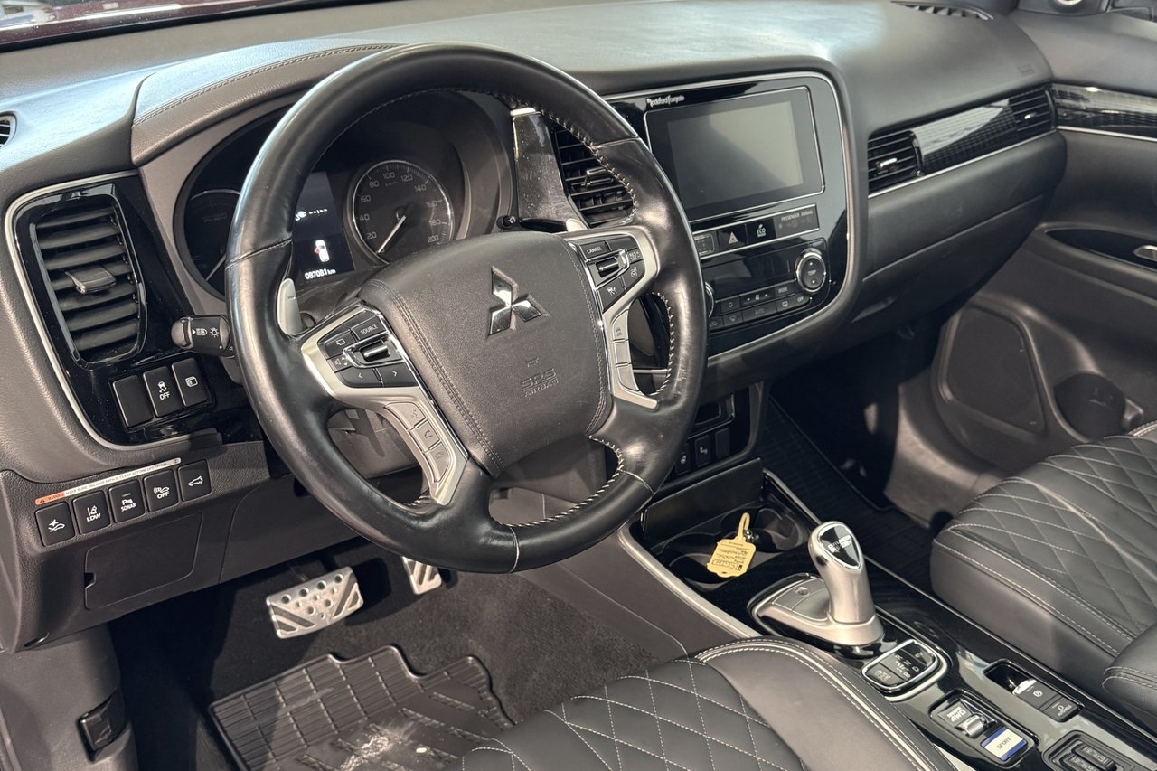 Mitsubishi Outlander 2019, bild 4/10
